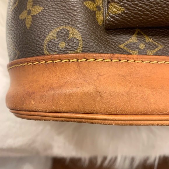 Authentic Louis Vuitton backpack - Picture 14 of 15